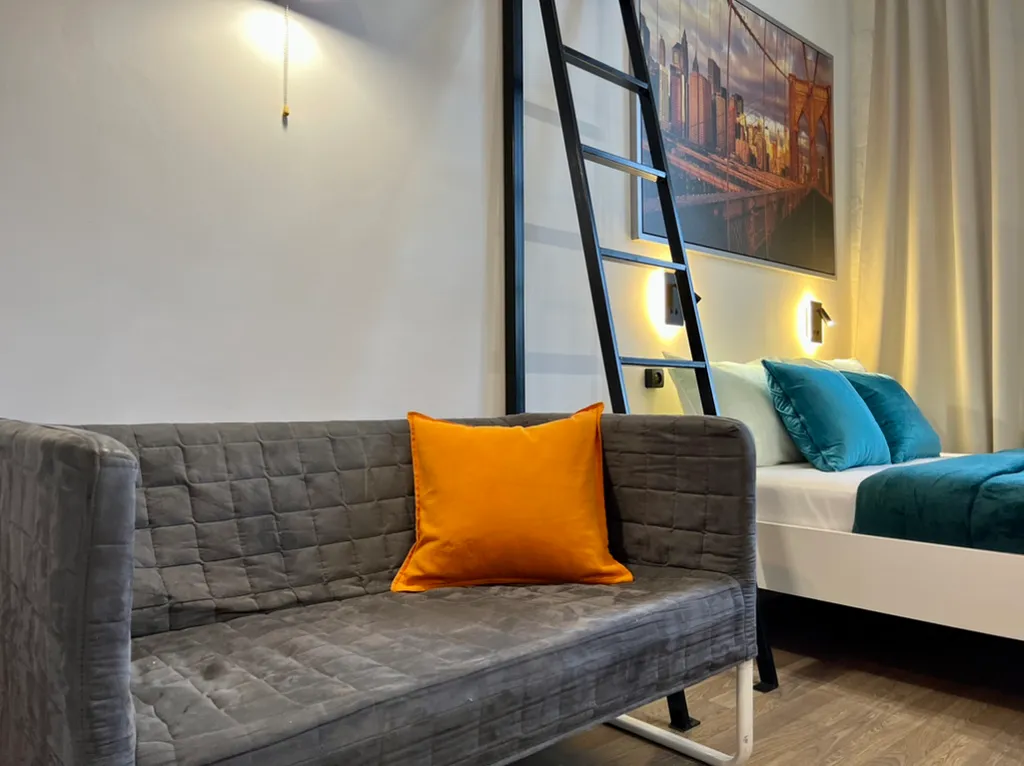 Дизайнерская студия на четверых гостей