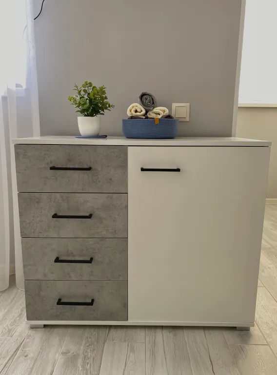 Уютная студия с удобным расположением, парковкой, близко к вокзалу