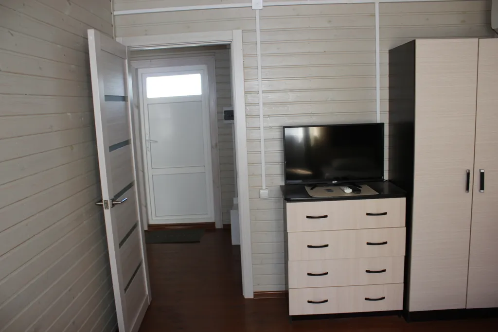 Апартамент двухкомнатный с видом на море первый этаж