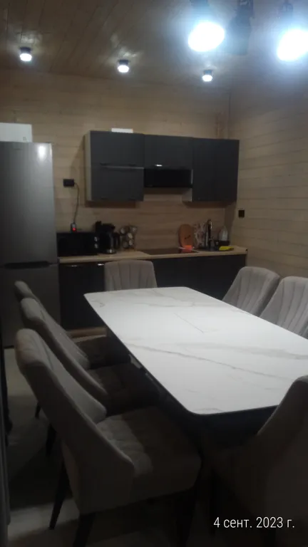 Коттедж с отдельной территорией