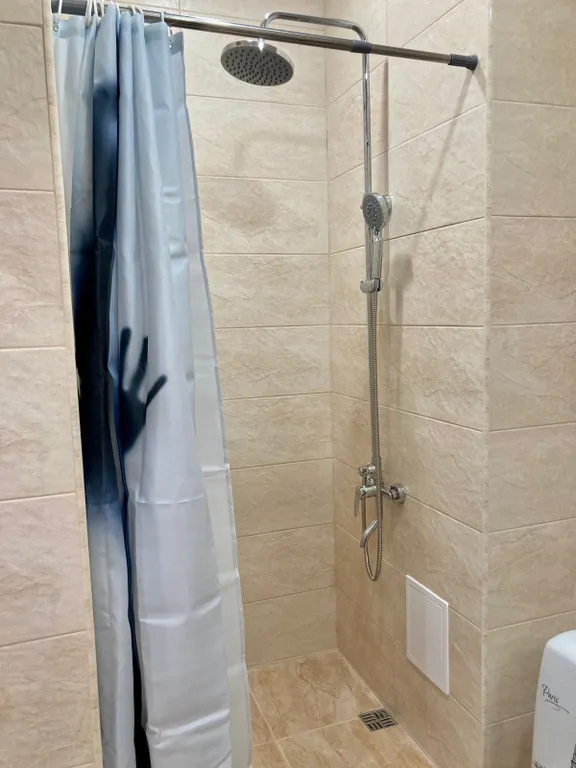 Квартира около набережной рядом с мостом Влюбленных и Аквапарком Лето-Лето