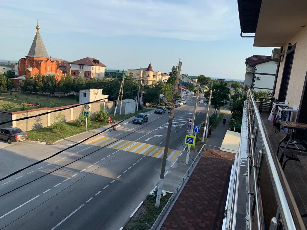 Гостевой дом У Грека в Геленджике: 🔥 цены, фото, отзывы. Забронировать  номер в отеле У Грека — Суточно.ру