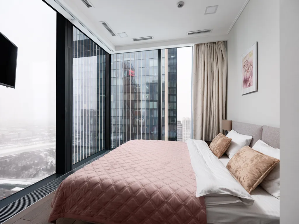 Стильный угловой апартамент в Neva Towers