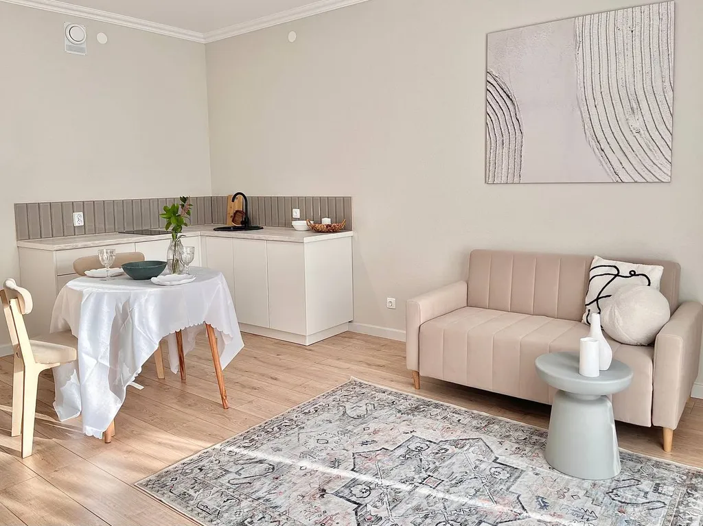 Уютная евродвухкомнатная квартира в центре — аренда посуточно в Пермь