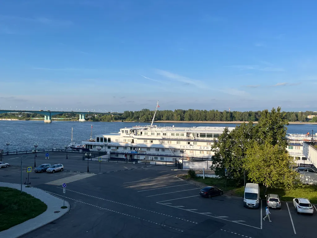 Просторная современная квартира в центре города