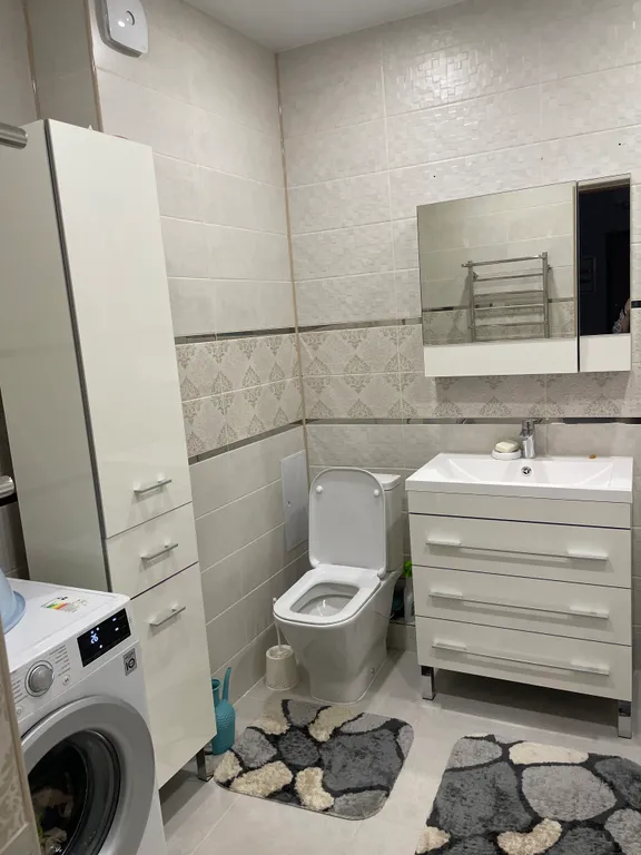 Просторная квартира в центре города , в 300 метрах от моря