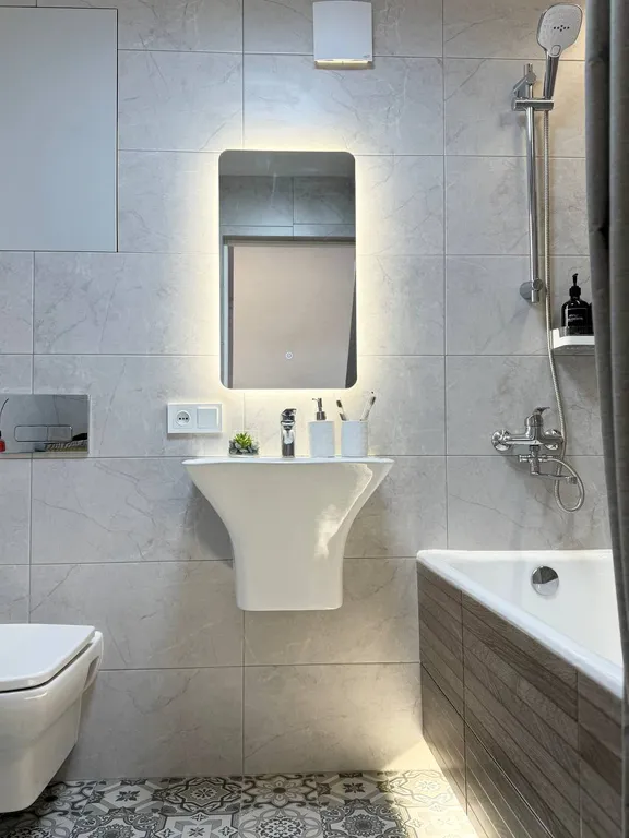 Уютная, дизайнерская квартира в центре города