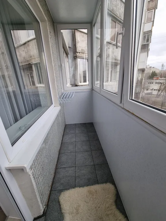 Центр, рядом с Музеем Мирового Океана