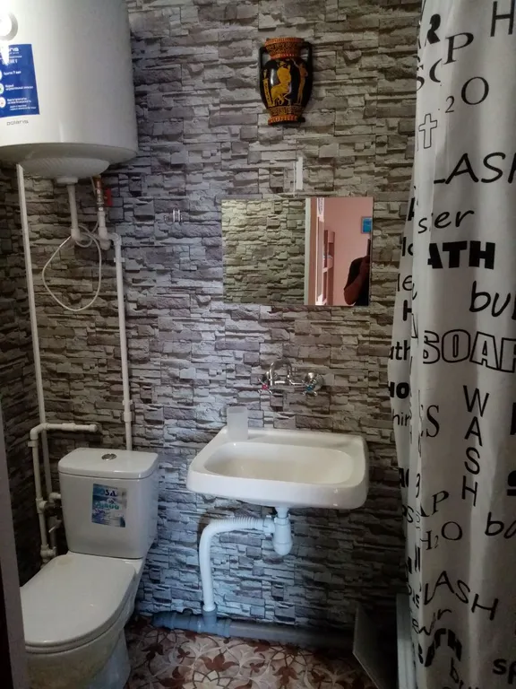 Квартира Комната в жилом доме — Ейск