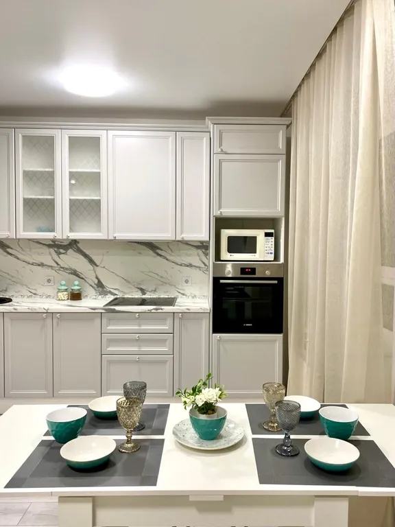 Квартира Люкс апартамент Нарцисс в новом ЖК Ария, рядом с аквапарком — Тюмень