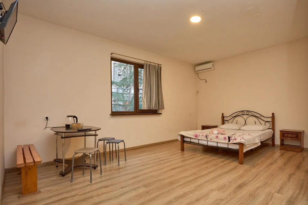 Квартира Квартира Двухкомнатный большой номер — Сухум