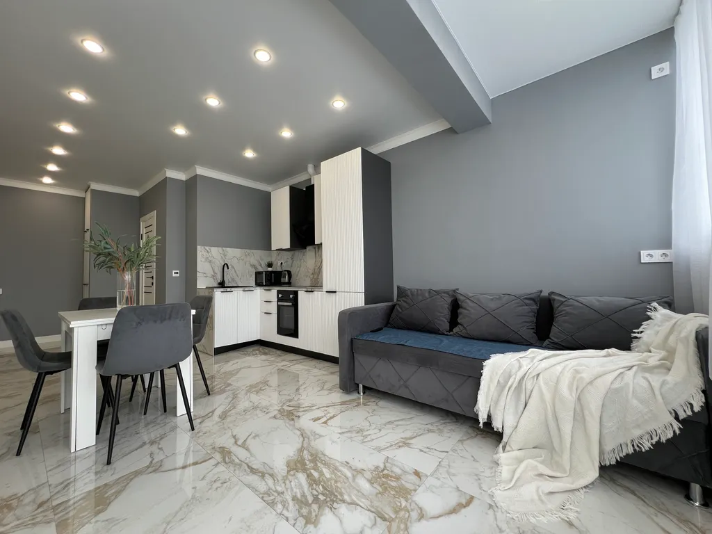 1 к.кв. в 20 минутах езды от центра не берем оплату за уборку