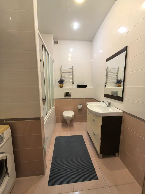 Евродвушка на набережной с видом на Собор для четверых