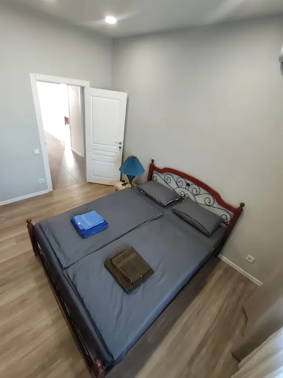 Квартира Просторная квартира в центре с панорамным видом на Ленинский проспект — Калининград