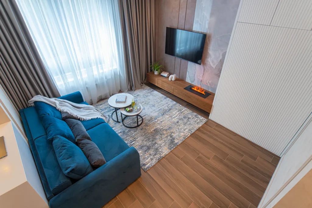 Дизайнерская квартира с камином в центре