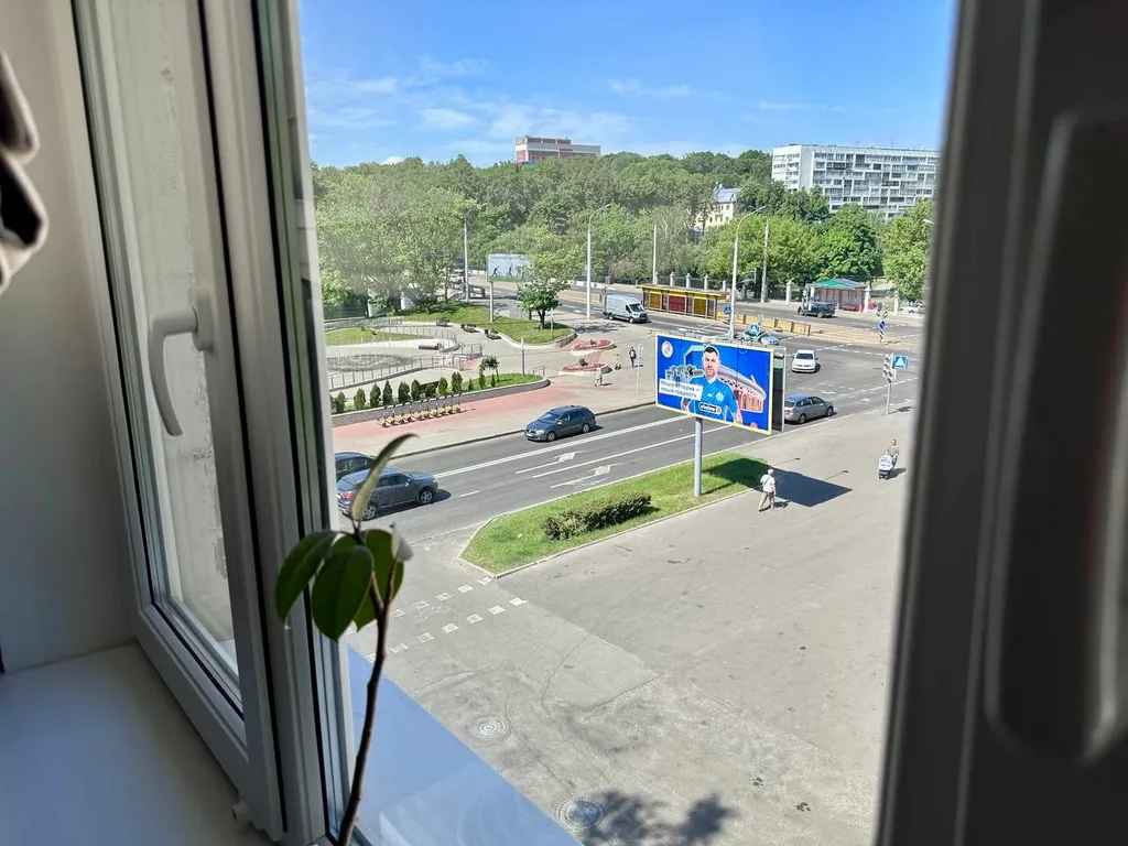 Квартира Уютная квартира в центре города с видом на реку и парк — Минск