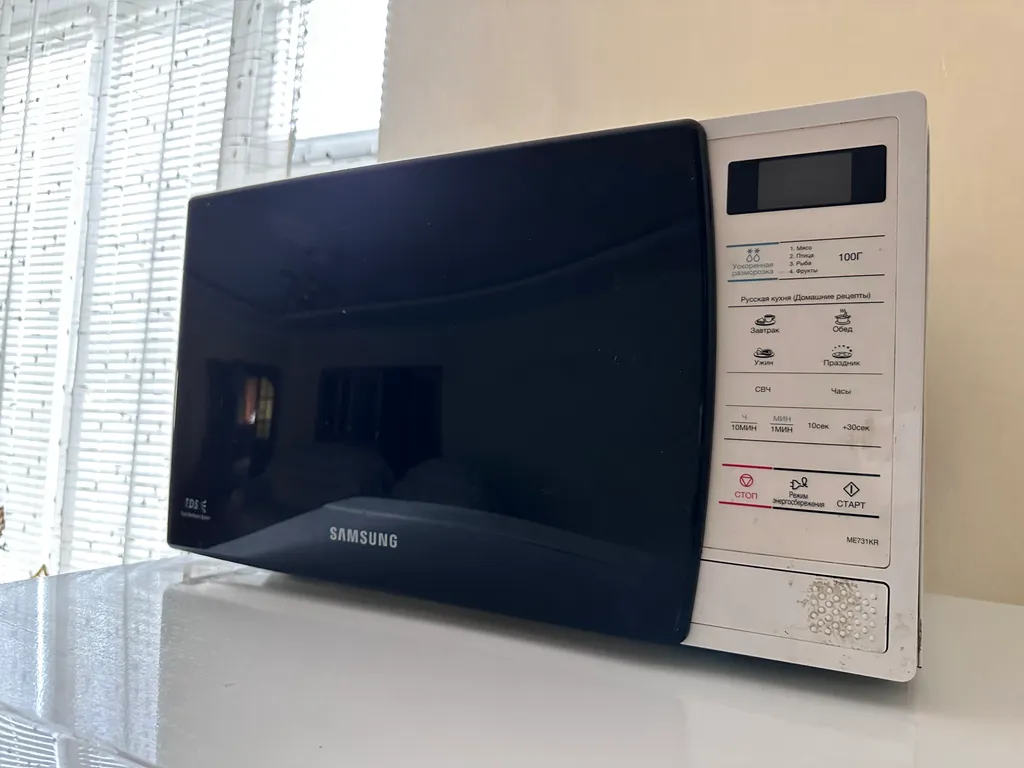 Уютная комната, в трёх шагах от моря