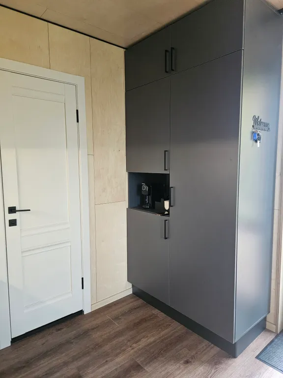 Уютный дом с панорамными окнами