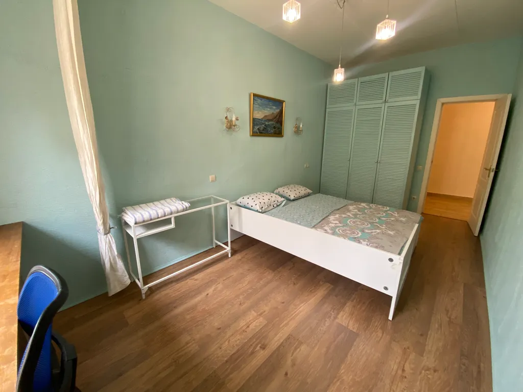 Квартира Трехкомнатные апартаменты у Исаакиевского собора c парковкой — Санкт-Петербург