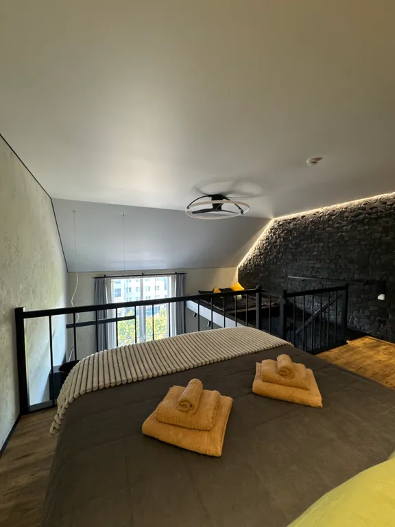 Двухуровневые апартаменты + пол-гамак