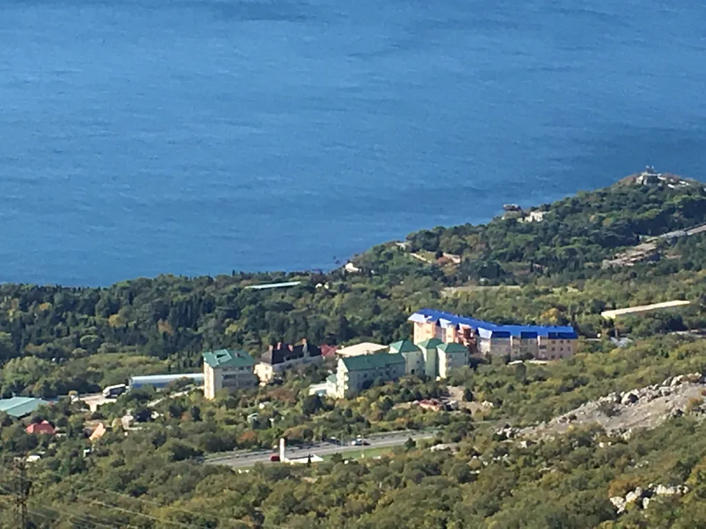 НОВАЯ КВАРТИРА С МАНСАРДОЙ ПАНОРМНЫЕ ВИДЫ НА МОРЕ,ГОРЫ,ФОРОССКИЙ ХРАМ!