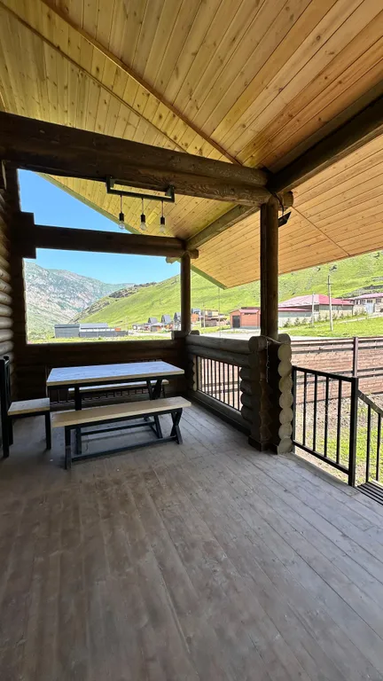 Дача из сруба в Барзикау рядом с Верхним Фиагдоном с бассейном