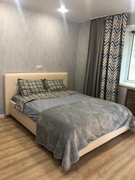 Квартира Стильная cтудия пoсле рeмoнта — аренда посуточно в Боровичи