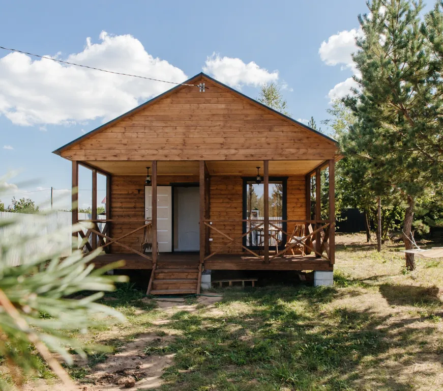 Большой дом с душой у соснового леса