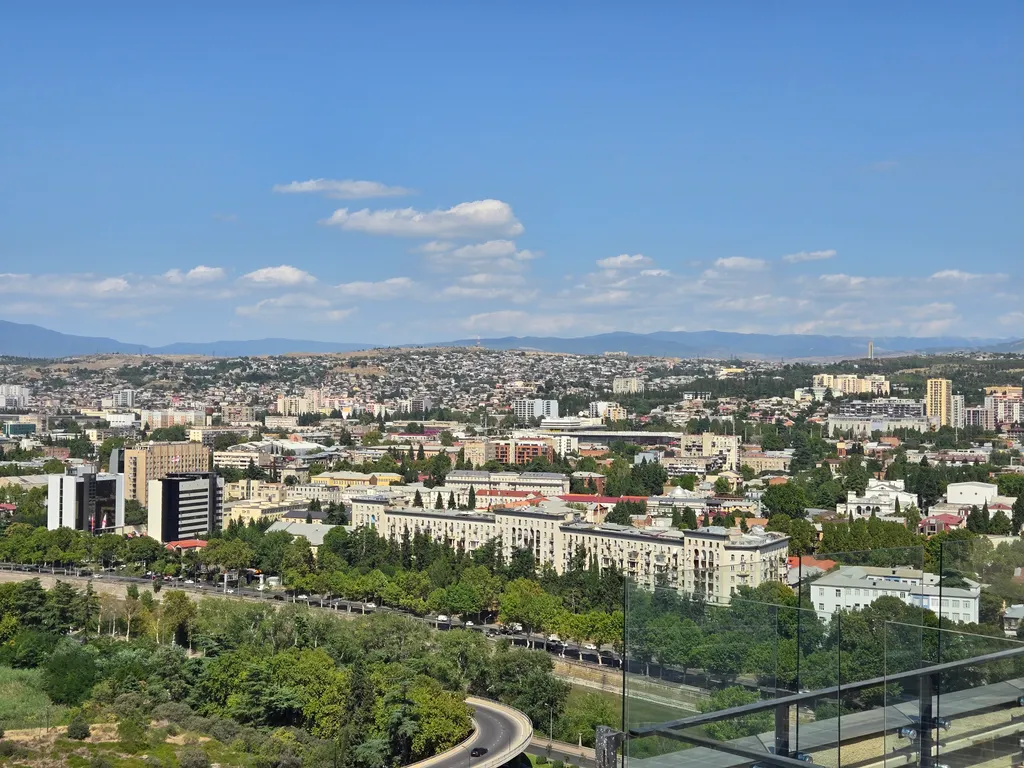 Апартаменты с балконом, с видом на город