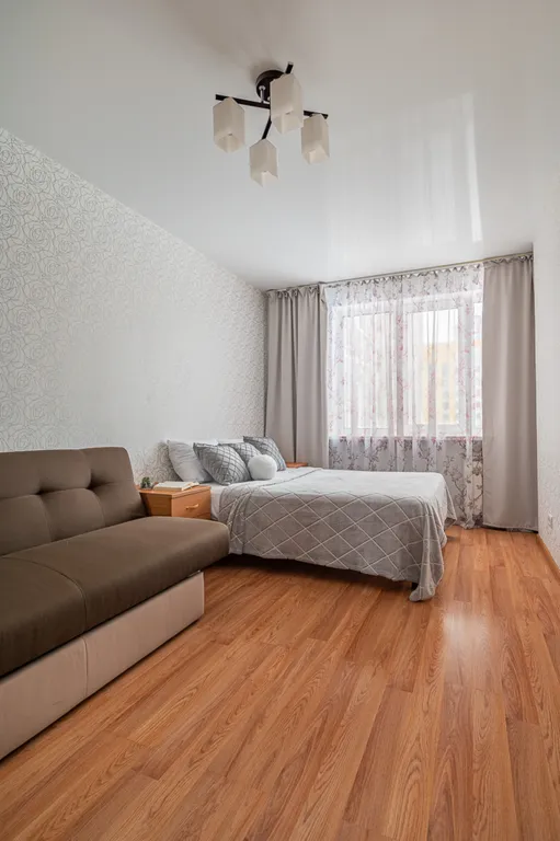 Уютная 3-к квартира на улице Калинина 10!