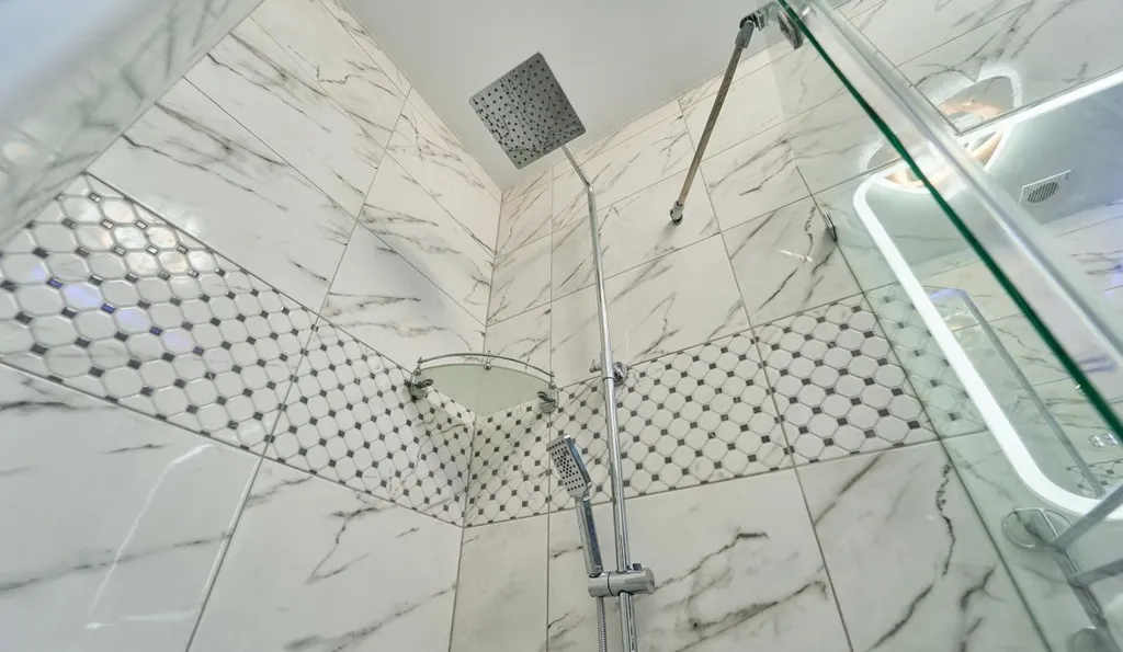 Квартира Квартира Апартамент  AkvaDeluxe на 1 линии моря — Севастополь