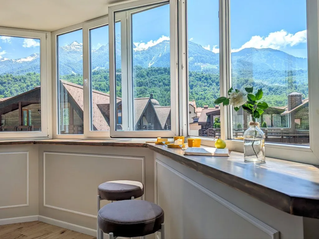 Роскошный евротрёхкомнатный апартамент с панорамным видом