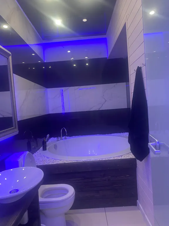 Современный дом в лесу