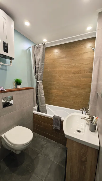 Светлая студия рядом с фк Чайкой