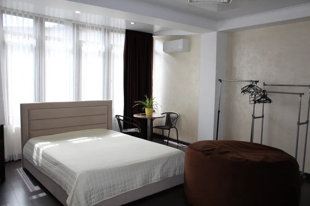 Апартамент в центре Гурзуфа с видом на горы