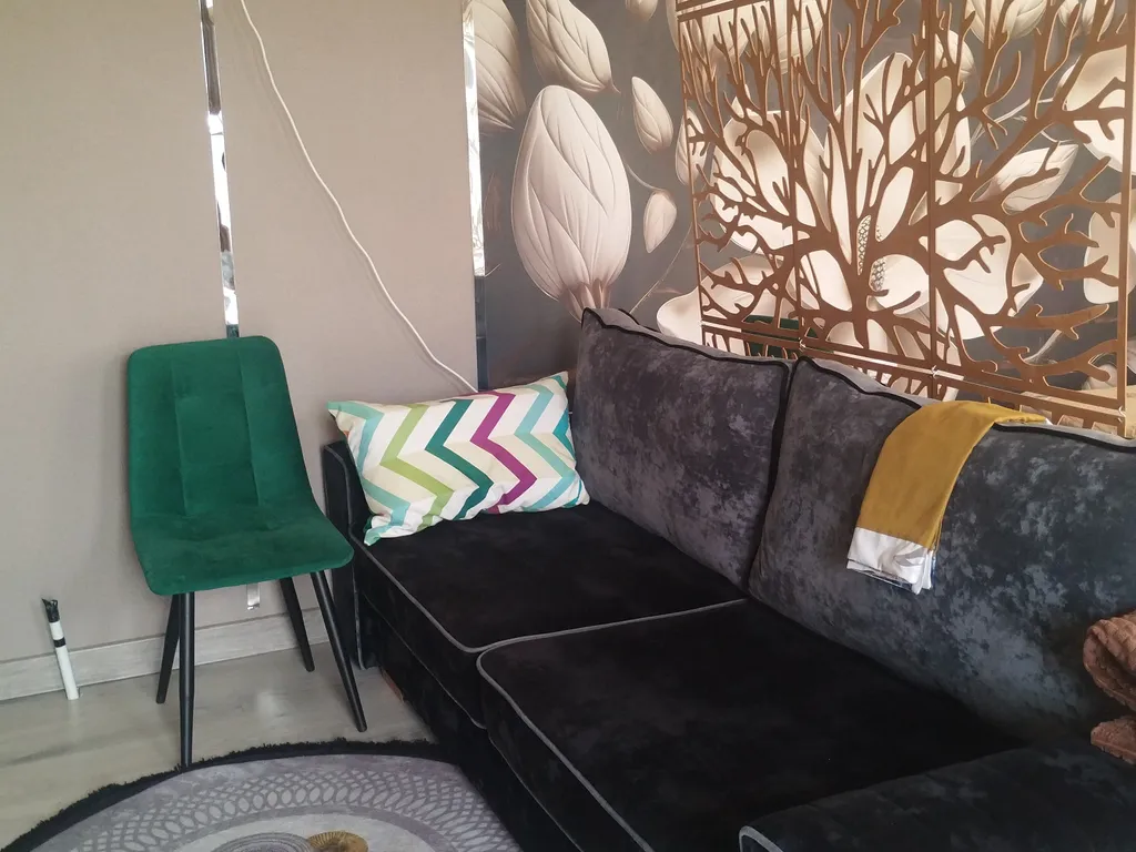 Домик у каньона