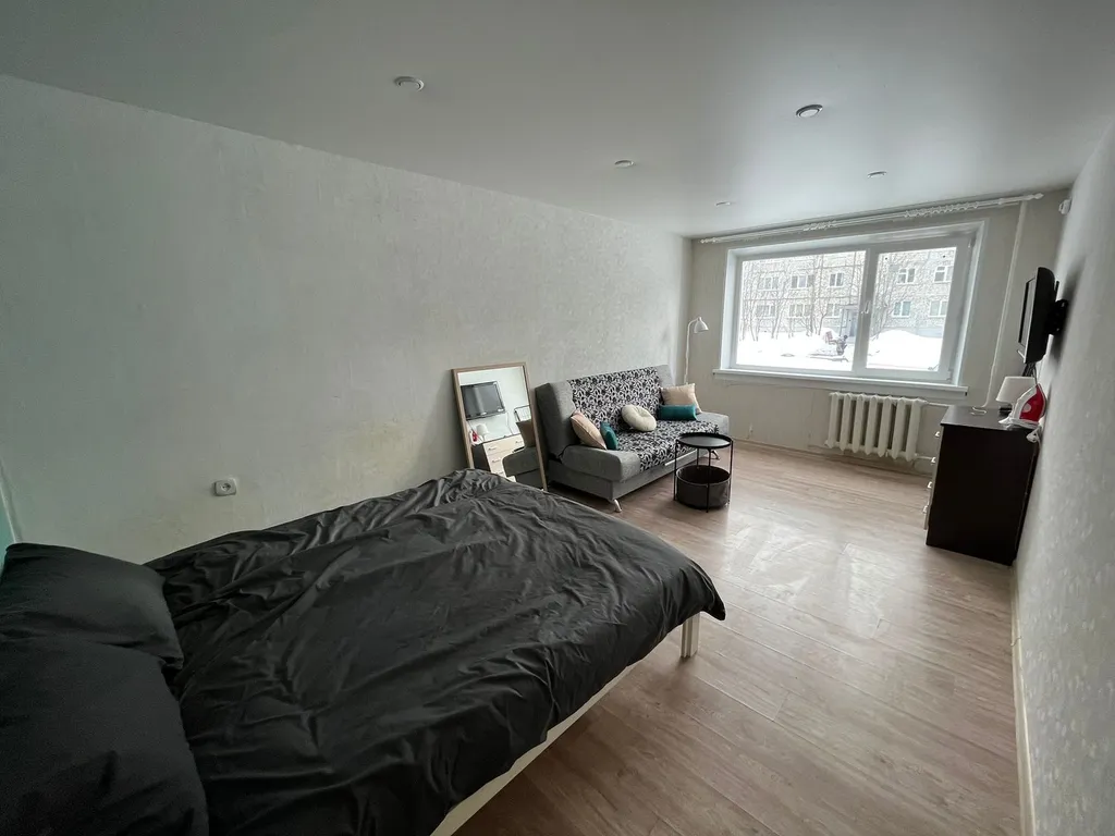 Live by bigwood, живи у склона