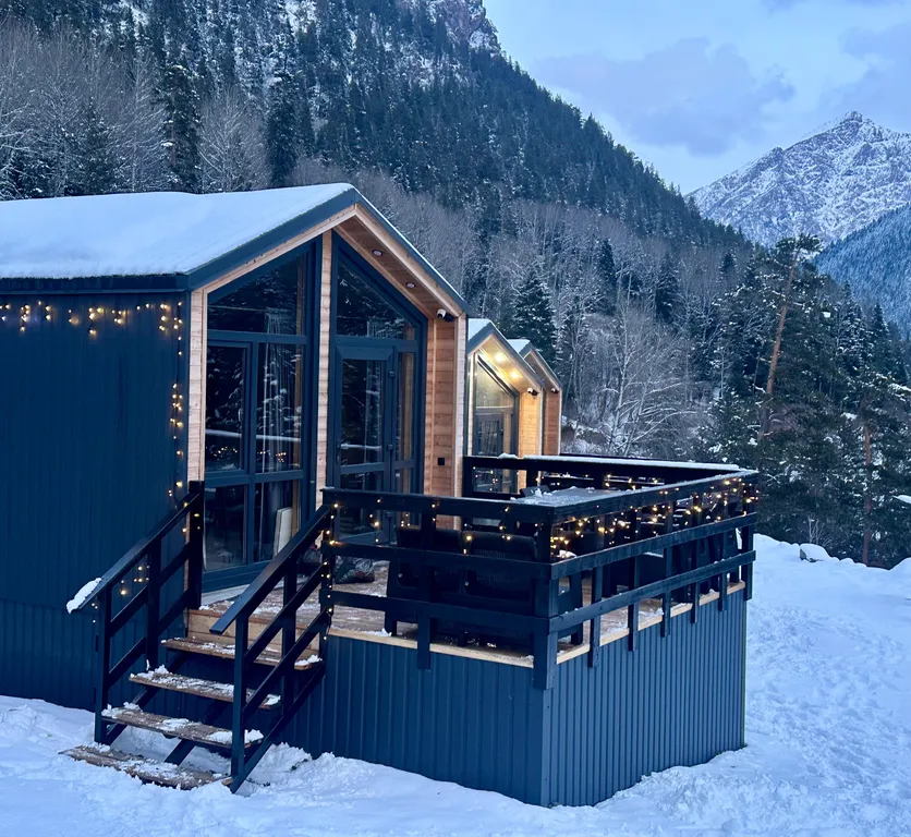 Коттедж Барнхаус с видом на горы и реку — Архыз