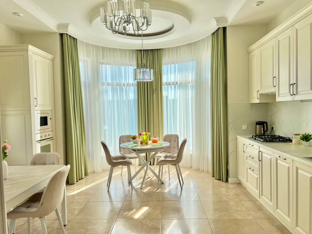 Прекрасный просторный дом для отдыха в лучшем районе