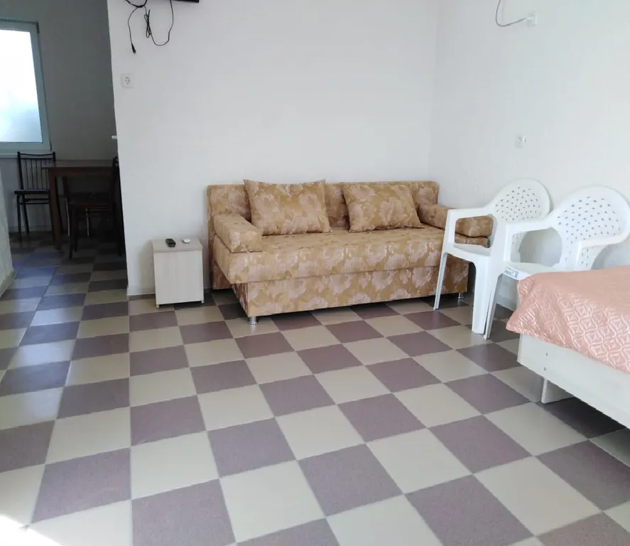 Апартаменты двухкомнатные, шестиместные, второй этаж