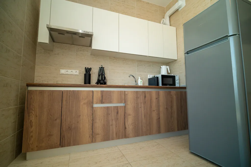 Квартира 3-комнатная Квартира — Кучугуры