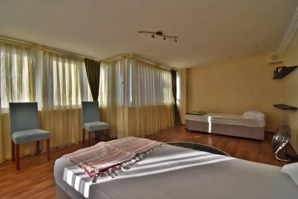 4-комнатная Квартира