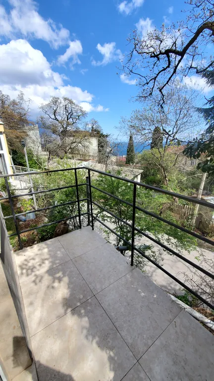 Апартаменты с балконом