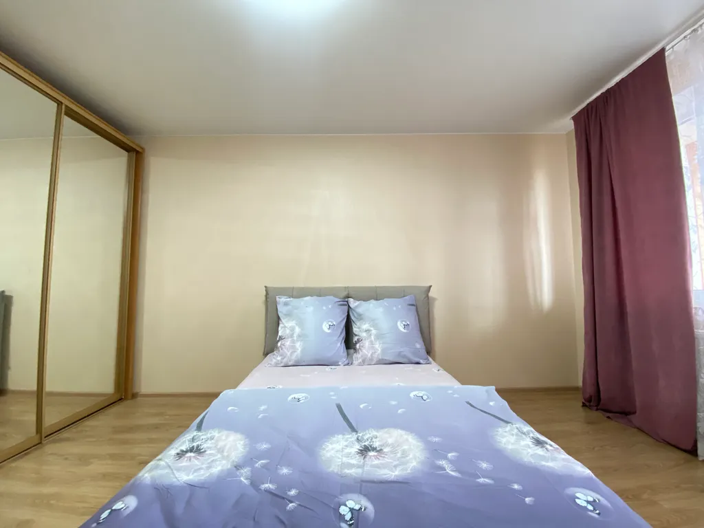 Двухкомнатная квартира рядом с центром