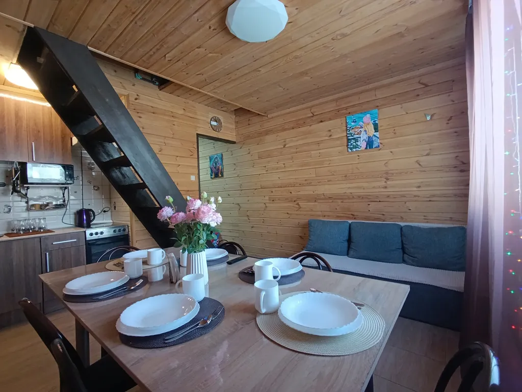 Коттедж Коттедж Семейное гнёздышко — Шерегеш