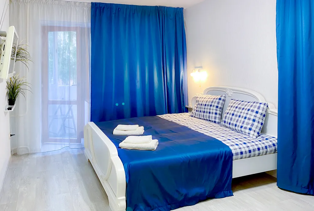 1-комнатные апартаменты УНИК АПАРТ на 50 лет Октября у Площади Советов