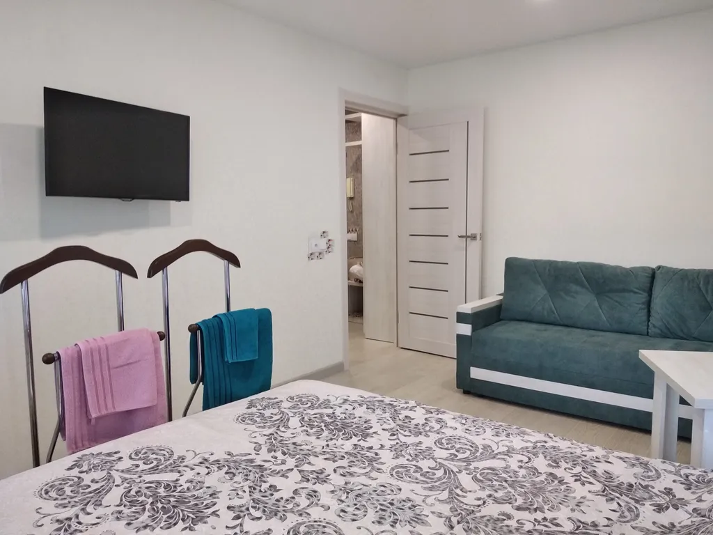 150м до замка 2 ком. дизайнерские апартаменты