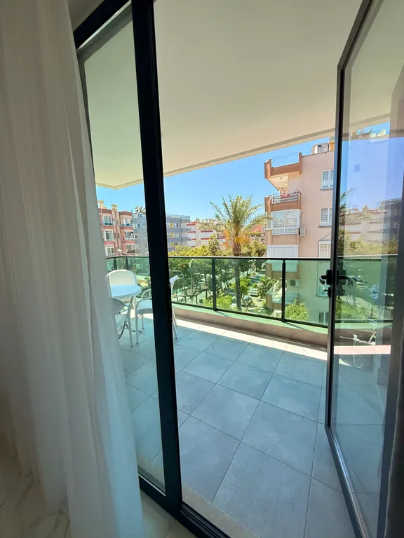 Квартира с видом на море и горы. Пляж Клеопатра