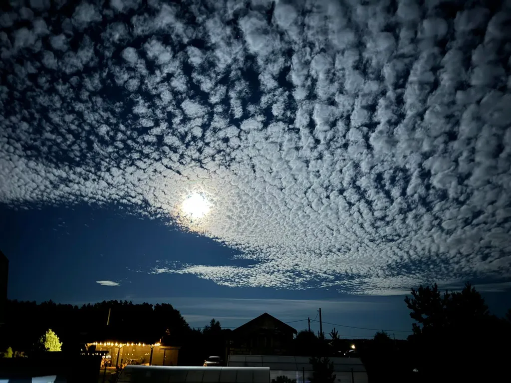 Коттедж Уютные дома аттик А-фрейм у Снетковского озера — Ларионово