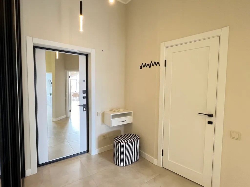 Квартира Квартира Яркая квартирка с кусочком моря — Геленджик